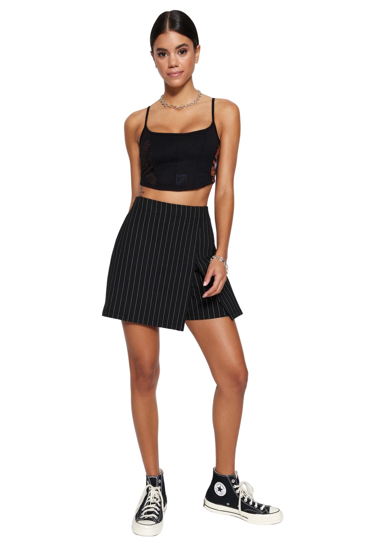 Trendyol Collection Damen Schwarz Shorts Hoher Bund Für - Größe 40