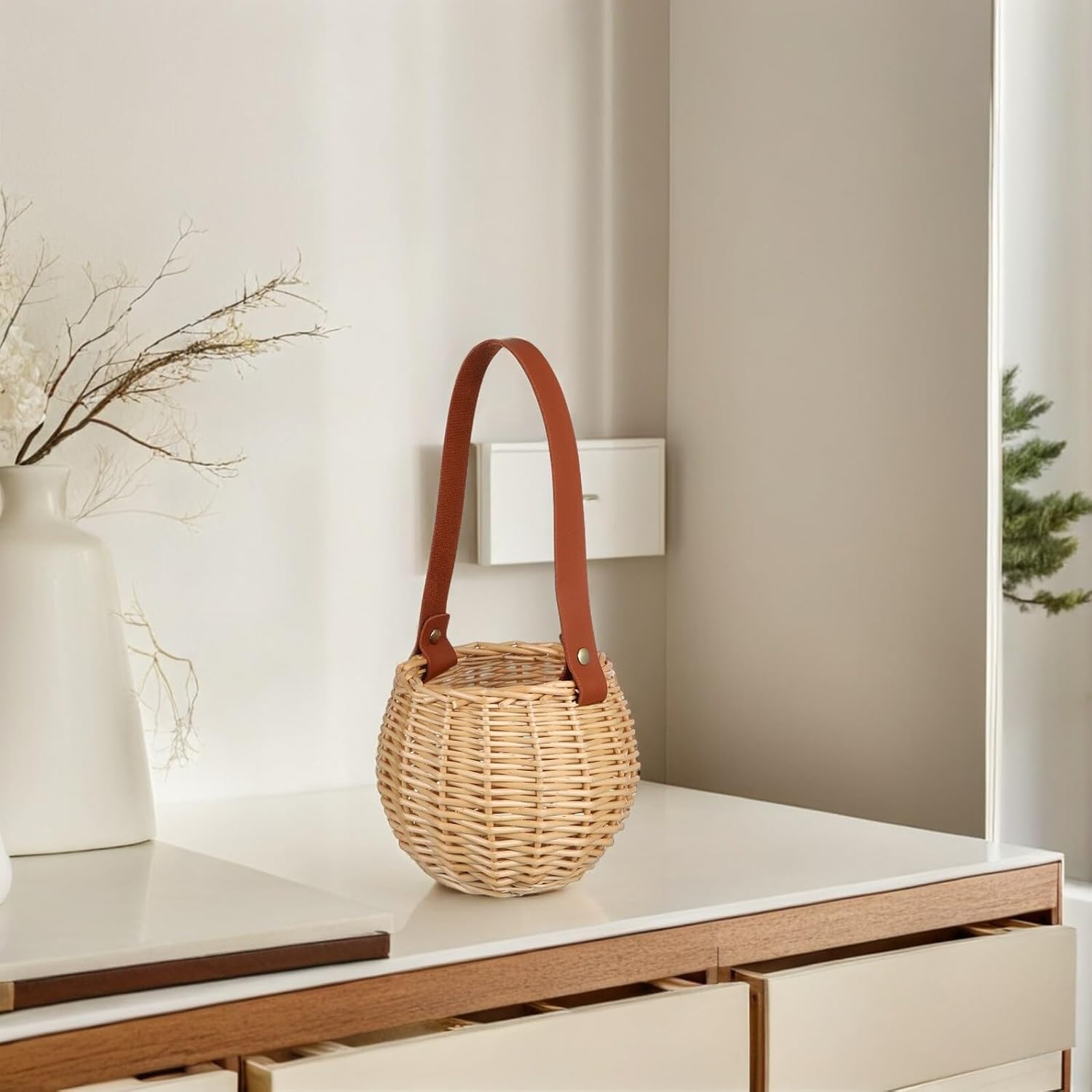 Wicker Flower Girl Basket with Handle Woven Storage Basket for Wedding Decor and Flower Arrangement for Ceremony and Party Supplies