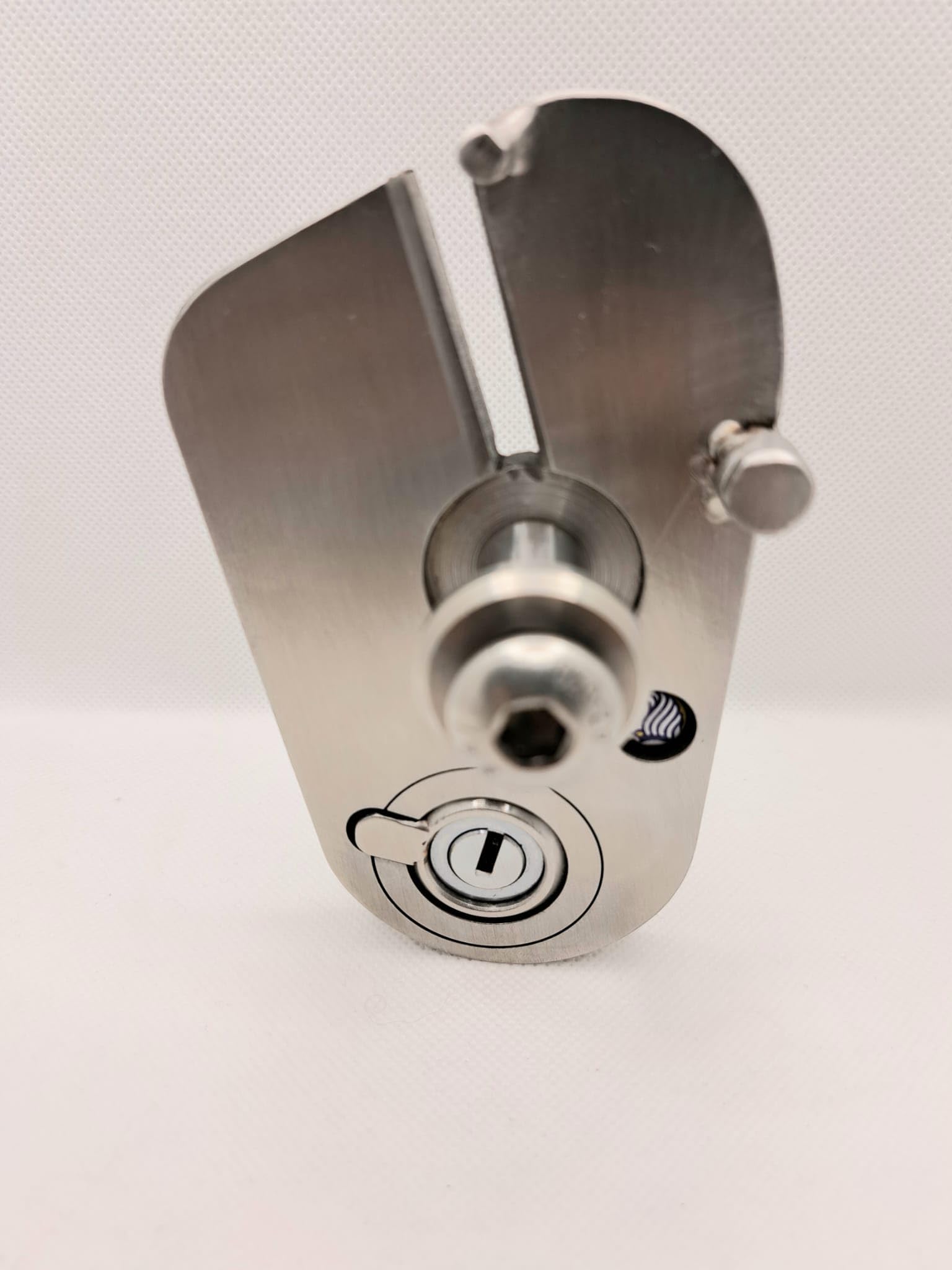 BLOCK BRAKE - ANTIFURTO MECCANICO BLOCCA CAVALLETTO CENTRALE PER MOTO DUCATI MULTISTRADA V4 IN ACCIAIO INOX CON CHIAVE CODIFICATA.