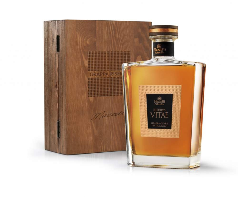 Mazzetti d'Altavilla Riserva Vitae Grappa Invecchiata in cassetta - 700 ml & 7.0 Grappa di Ruche' Invecchiata in Barriques - 700 ml
