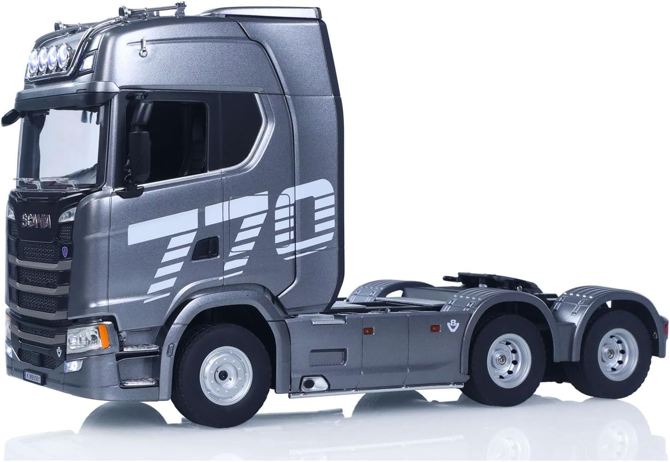 Camion RC 1/18 Huina 1501 Scania 770S V8 Grigio – 19 Canali 2.4 GHz con Luci e Suoni