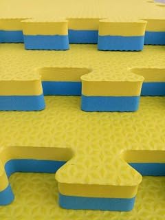 Kit com 4 Tatames Dupla Face Azul com Amarelo 50x50x2cm