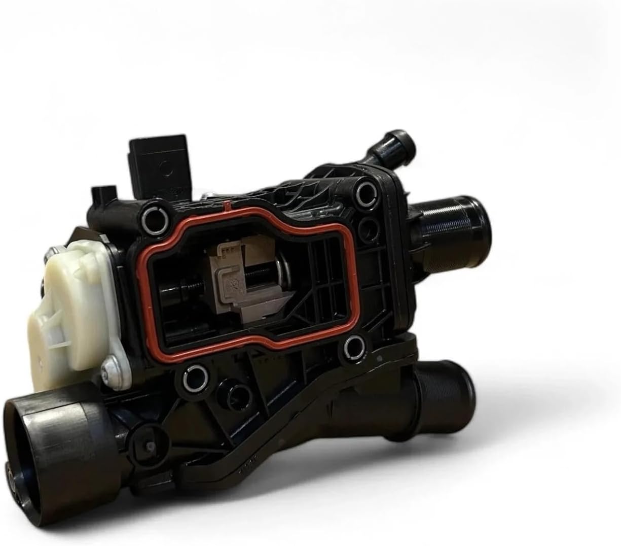 9804160380 9849443980 Fit For Peugeot Fit For Citroen Fit For Ford Thermostat Outlet Chamber 1876476 2264810