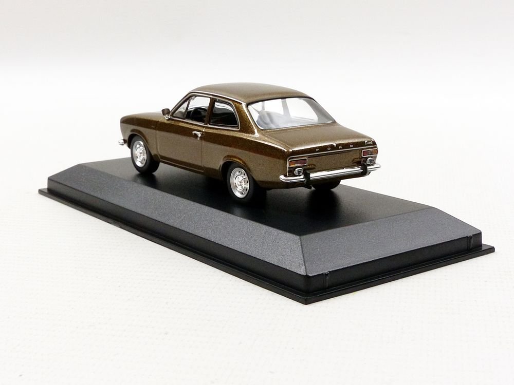 Miniature Ford Escort 1/18 IXO MK1 RS Mexico La Chaux/Décorer 1974