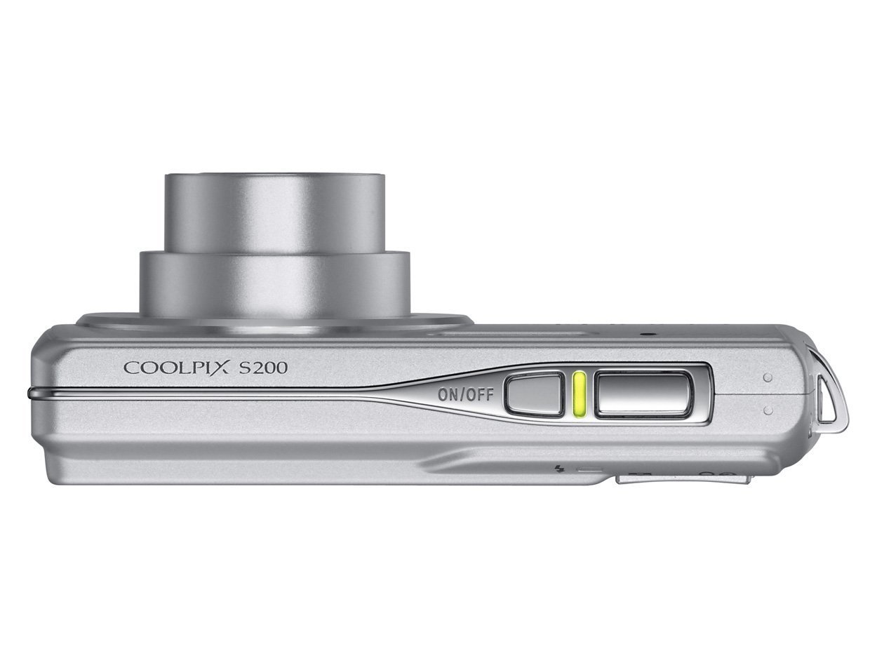 Nikon Coolpix S200 Digitalkamera (7 Megapixel, 3-Fach Opt. Zoom, 6