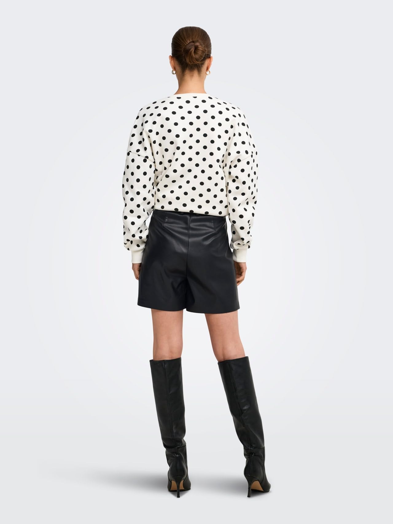 ONLY Faux Leather Shorts ONLHEIDI Mid Waist Regular Fit Faux Leather Shorts