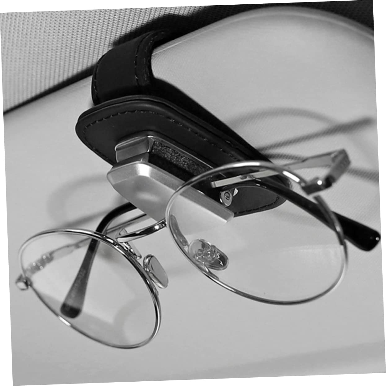 GLEAVI 3piezas Soporte De Gafas De Sol para Coche Piel Premium Clip Multiusos para Parasol Organizador De Gafas y Tarjetas Diseño Compacto y Práctico
