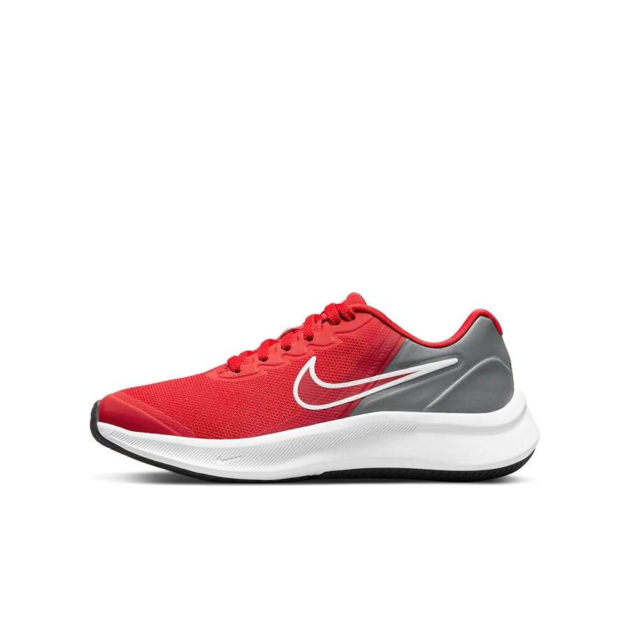 Amazon.com | NIKE Pico 5, Sneakers, University Red Amazon.com | NIKE Pico 5, Sneakers, University Red