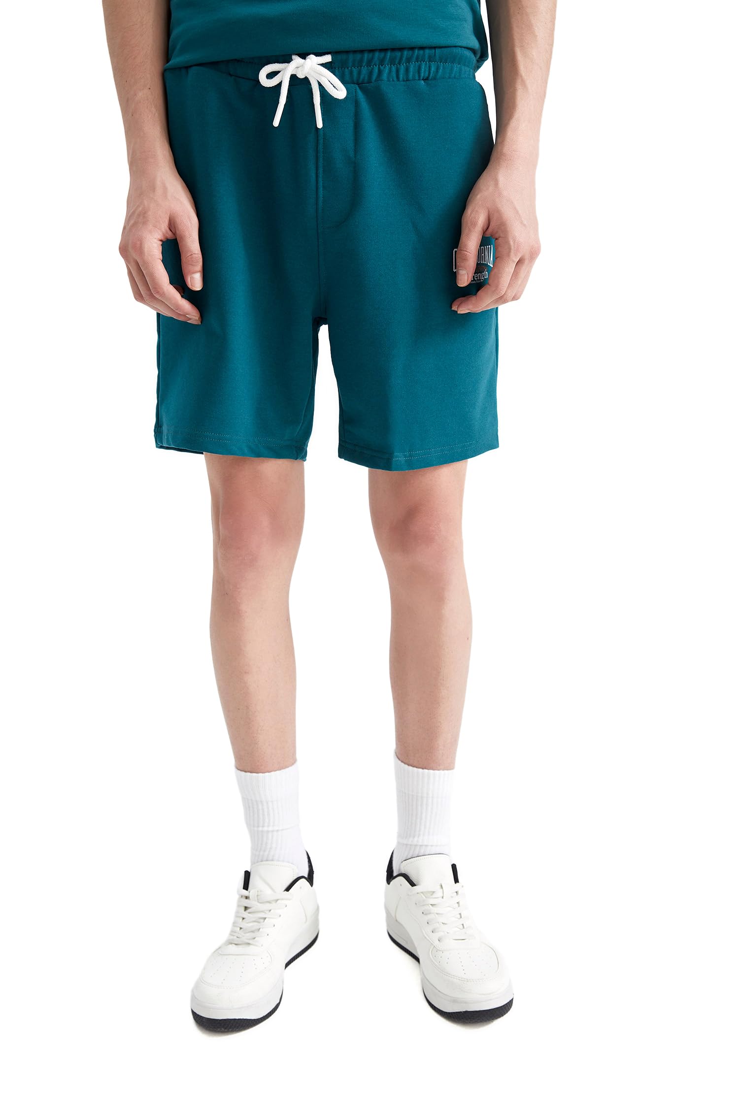 Erkek Slim Fit Dar Paça Şort