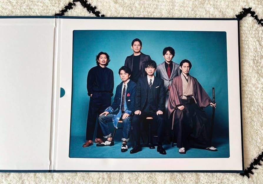 大事なお子さん、家族写真入れましょう！高級額縁！六枚入れれます 大事なお子さん、家族写真入れましょう！高級額縁！六枚入れれ