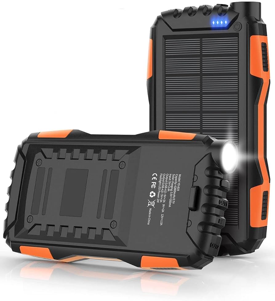 ソーラーバッテリー　solar Power bank Amazon.com: Solar Charger, Power Bank, 42800mAh Portable