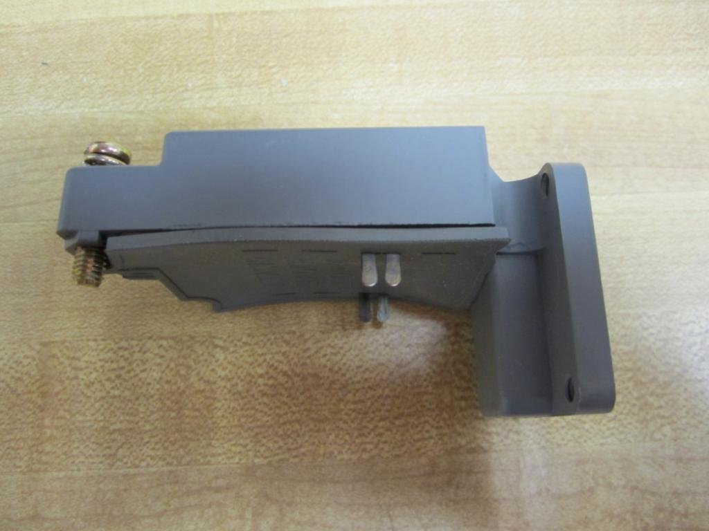 Cutler Hammer E51SAL Proximity Switch Body