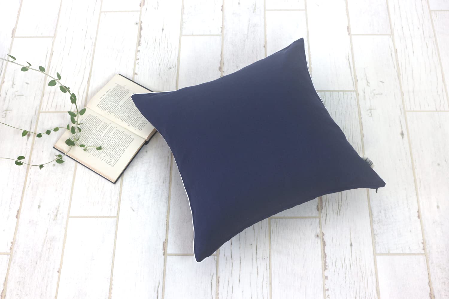 IXC ネイビー クッションカバー CASSINA IXC. ネイビー クッション 約45cm