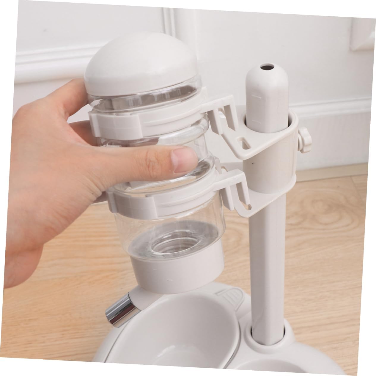 POPETPOP PET Drinking Fountain Adjustable Flow Automatic Water Dispenser for Dogs and Cats Wall-Mounted PET Supplies Plastic White