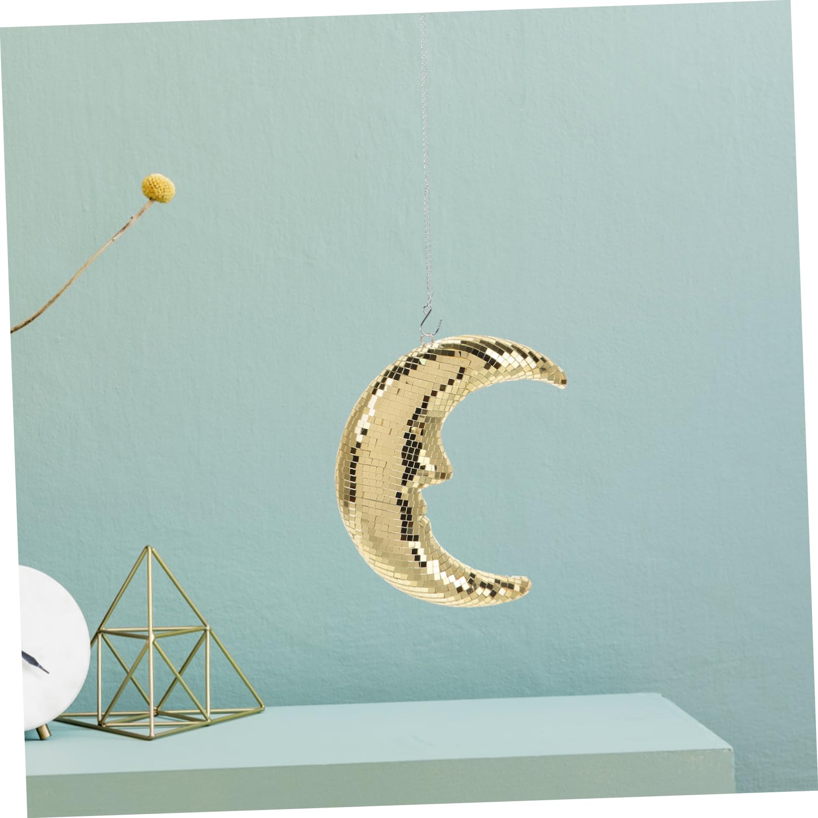 Mondförmige Zimmer Hängedekoration aus Schaum und Glas mit Glänzender Discokugel Oberfläche Goldfarbene Retro Party Deko für Festivals und Hochzeiten