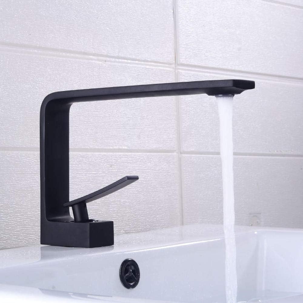 Robinet de lavabo eau chaude froide pour moderniser votre salle de bain familiale