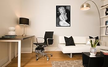 Amazon.co.jp: マリリンモンロー笑顔' Framedアート印刷、:外側サイズ