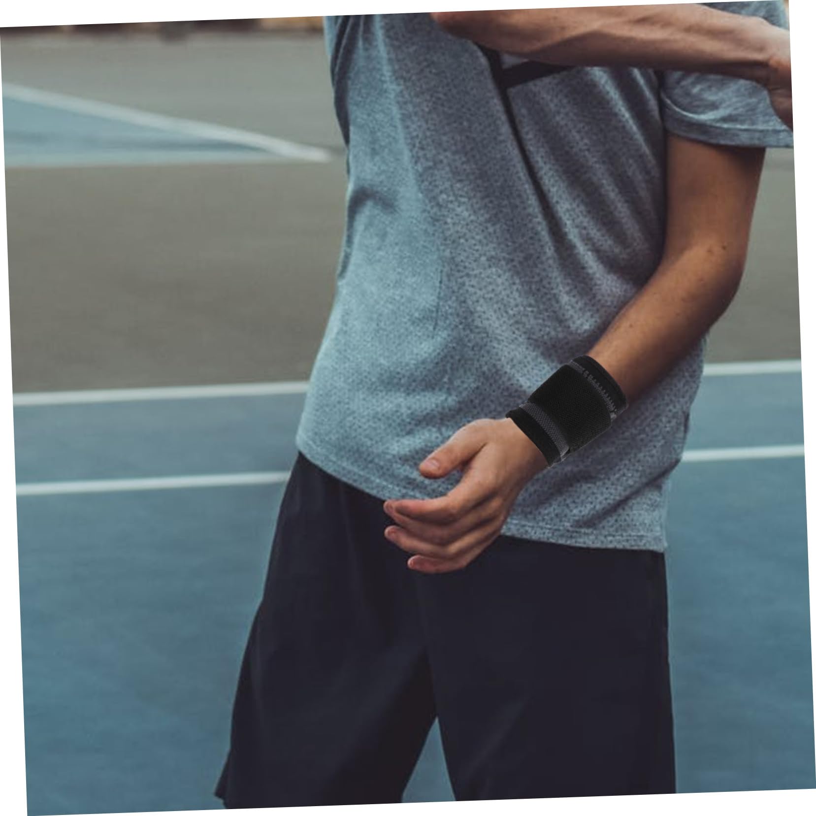 WRITWAA 2PCS Breathable Wrist Guard Straps Sweat Absorption Bands for Injury Comfortable Support for Sports and Daily Wear for Carpal Tunnel and Wrist Relief