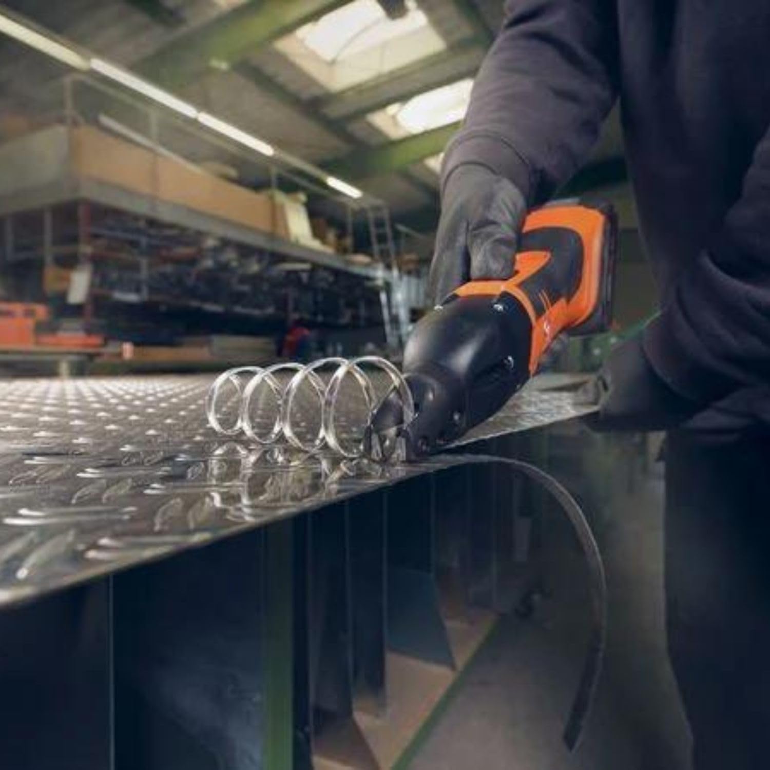 Fein Cordless Slitting Shear - Precision Metal Cutting Up to 1.6mm, Tool-Free Blade Change, Compatible with Bosch 18V Batteries - 71300561090