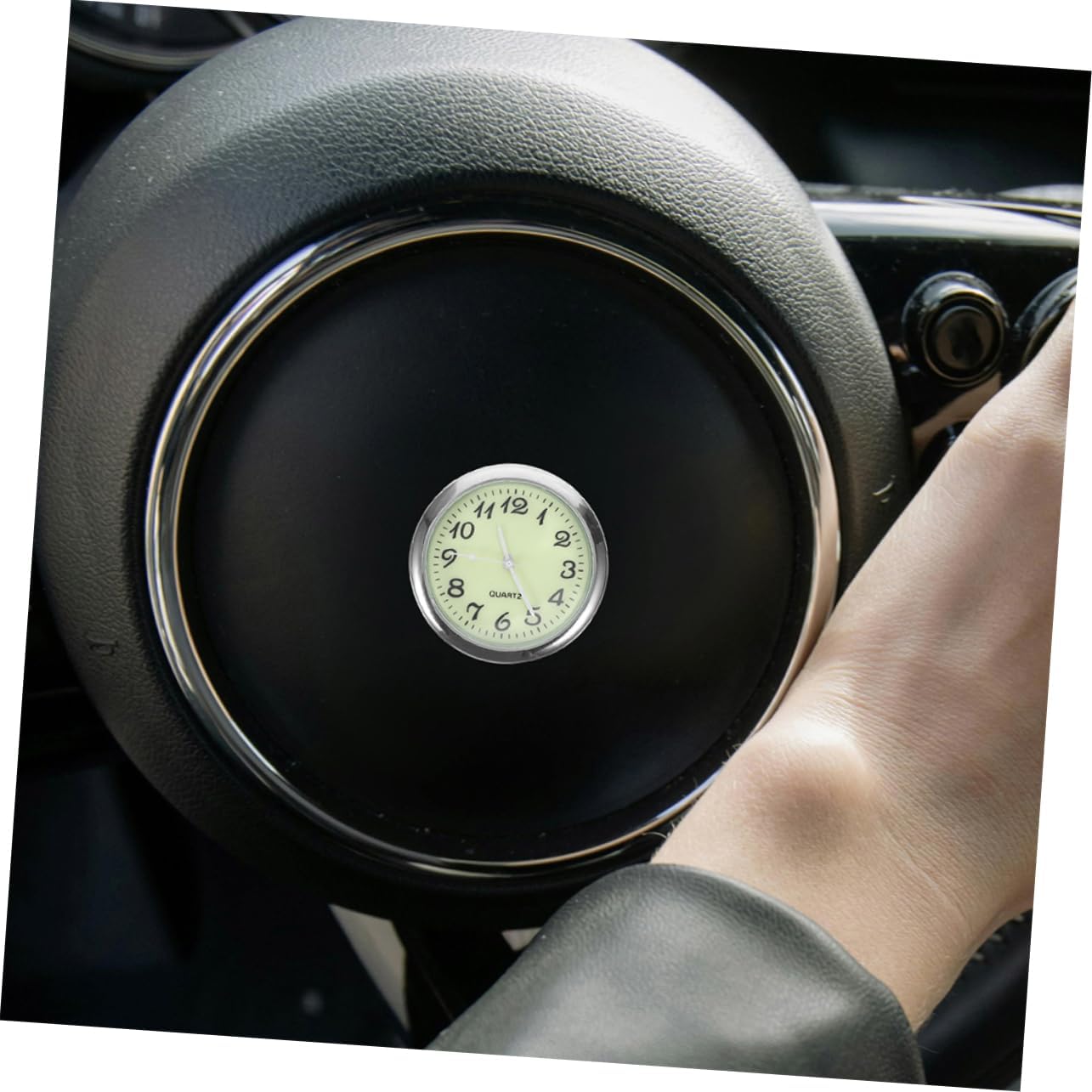 GARVALON 2pcs Mini Luminous Car Clock 4cm Dashboard Stick-On Quartz Clock for Automotive Use Compact Vehicle Decoration