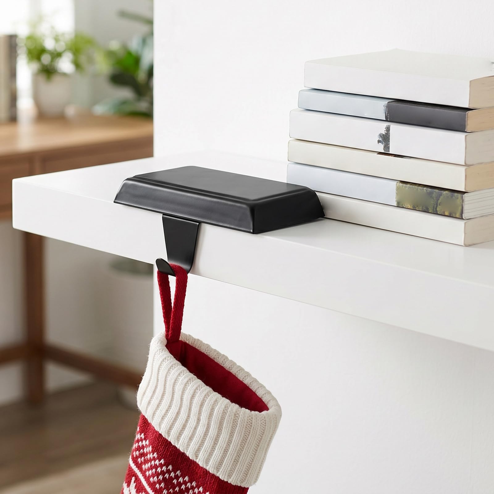 SHINEOFI 4 Pièces Crochet de Cheminée en Fer Noir pour Noël Base Lestée et Dessous Rembourré, Design Moderne et Ferme pour Décoration Festive Antidérapante