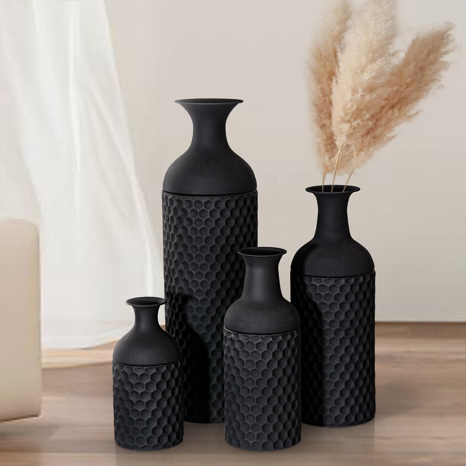 Floreros negros grandes, jarrón de suelo 69/51/42/30 cm, 4 piezas, florero moderno de metal con textura alveolada para sala de estar, casa, sala de estar, pasillo (con superficie esmerilada)