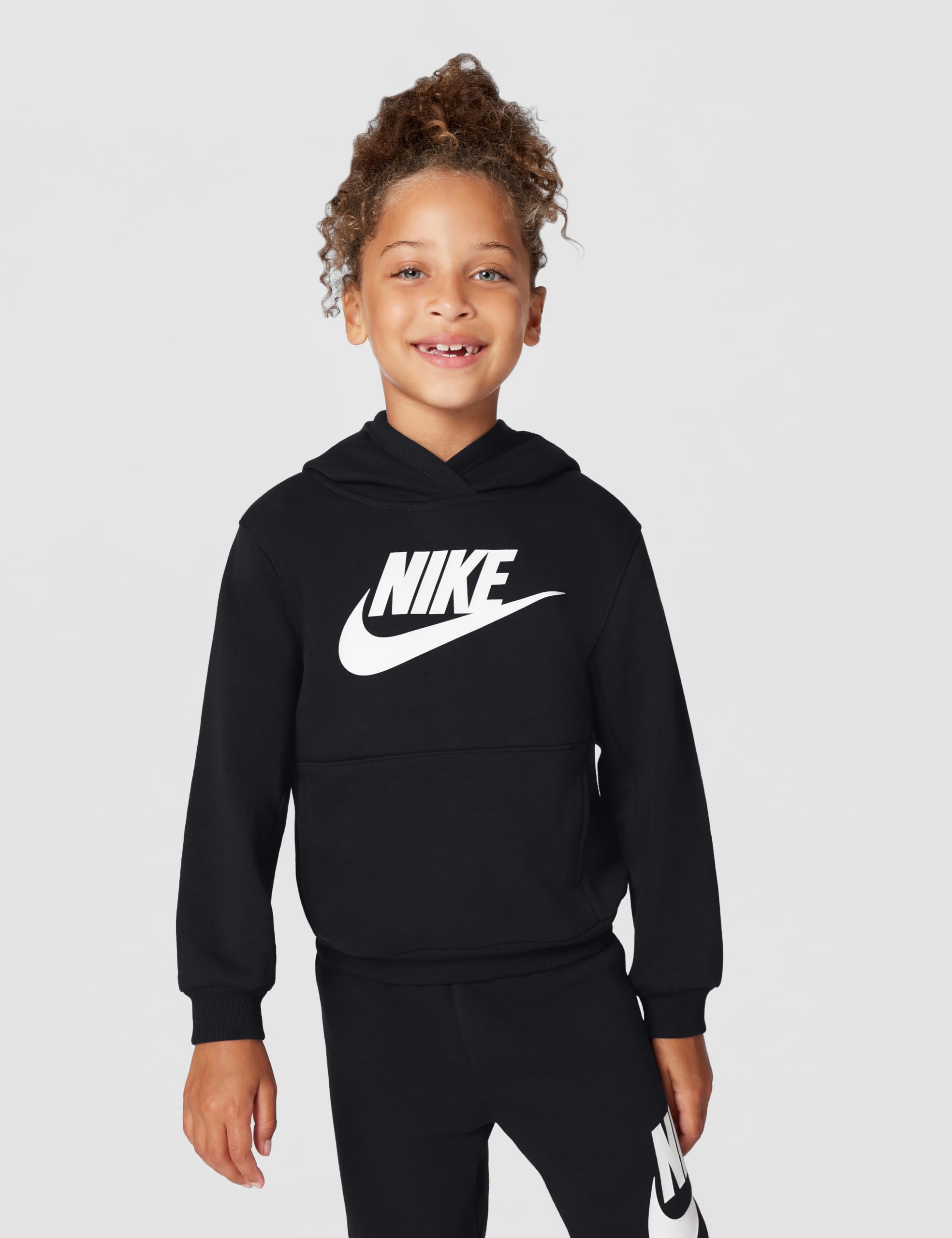 NIKE Club Fleece Trainingsanzug für Babys, Schwarz, Code 66L135-G0G