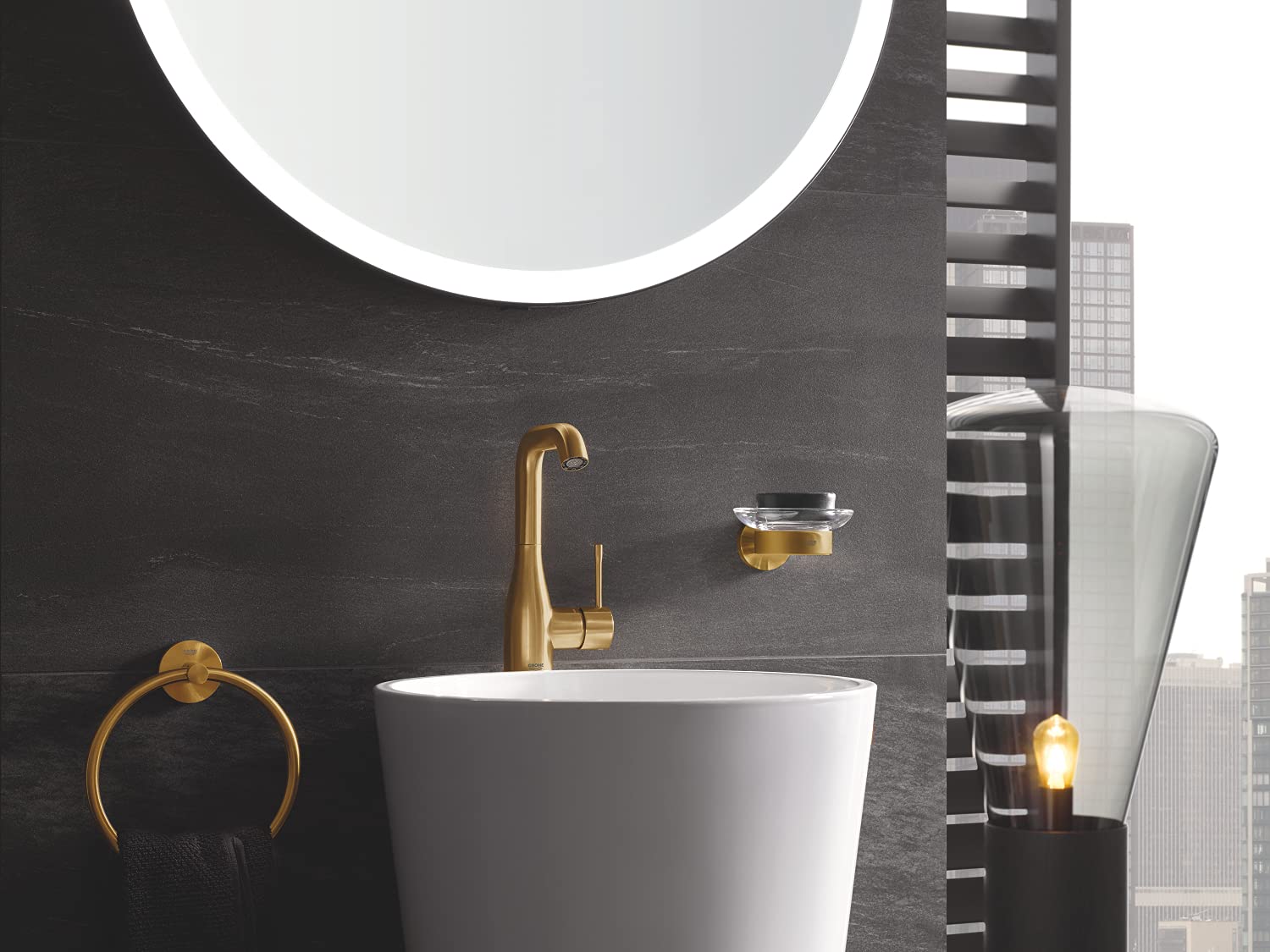 GROHE 40365GN1 Essentials-Handtuchring, gebürstet, Cool Sunrise