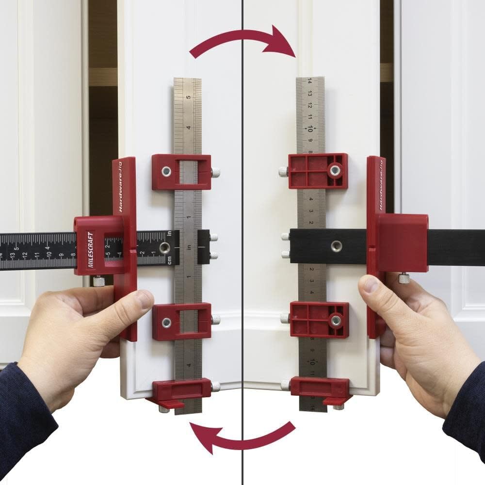 Milescraft 1340 Hardware Jig - Guida per trapano regolabile per installare rapidamente maniglie di armadio/cassetto, manopole e tiri. Modello hardware per armadietti, maschera guida foratura legno,