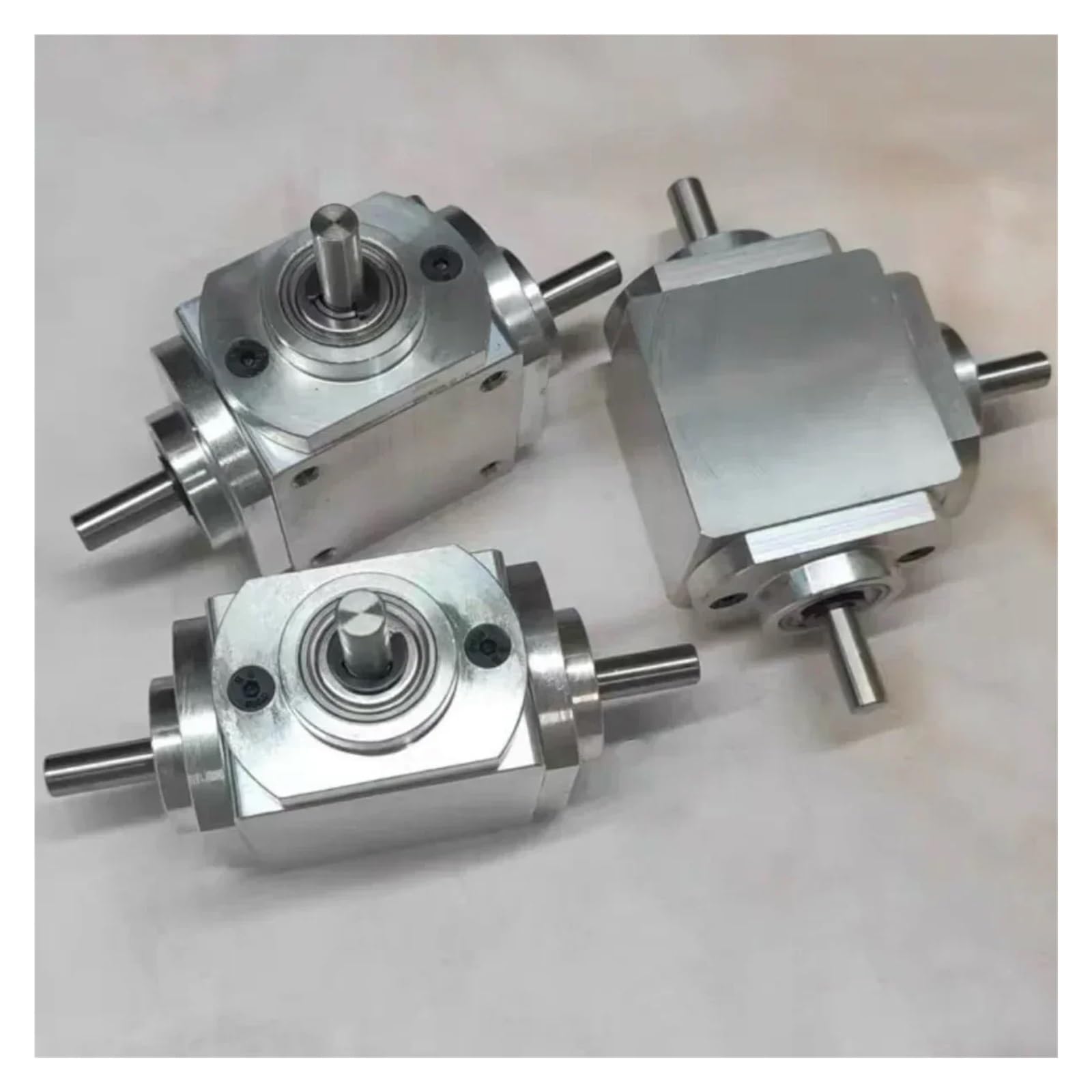 1:1 Przekładnia 6MM 8MM 1M 20T Komutator Kątowa Przekładnia Stożkowa Zębata Reduktorowa Moduł DIY(WHITE,6MM shaft diameter)