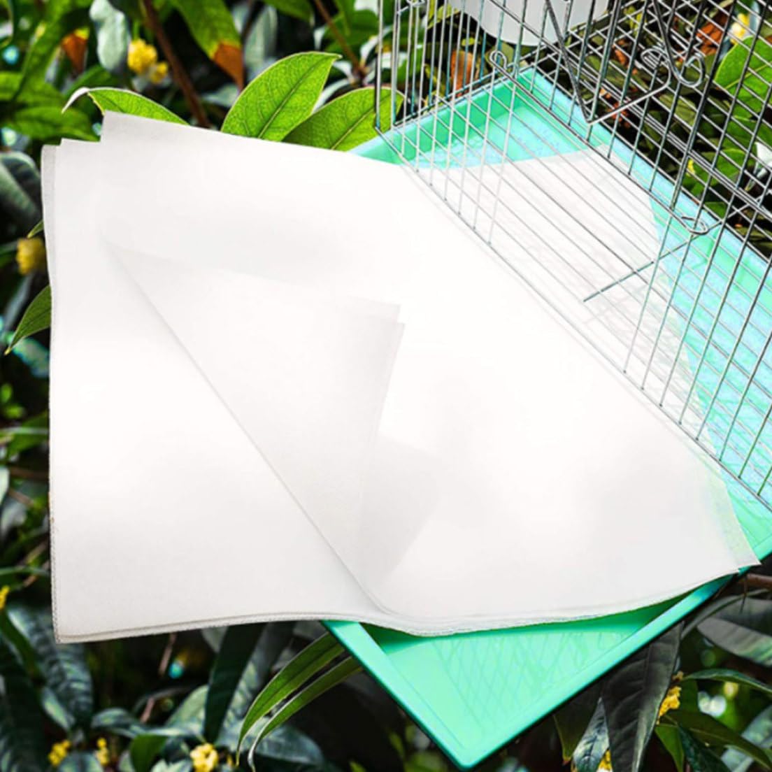 Papel de Revestimiento Absorbente de 100 Piezas para pájaros, Papel de Jaula de pájaro Papel desechable Absorbente cojín Almohadilla de Mascotas no Tejidas Accesorios de Jaula