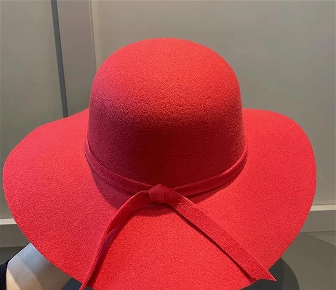 Cappello da donna a tesa larga in feltro a bombetta finto Fedora Floppy Bowknot Cloche Cap Bowlers Cappello per le signore