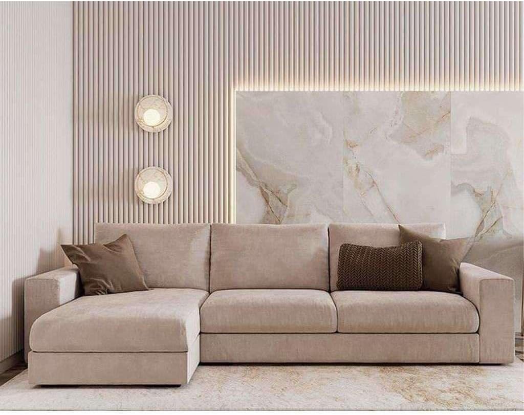 كنبة زاوية رُكنة على شكل حرف L  بتصميم عصري من خشب عالي الجودة - اللون بيج - مقاس 260 / 170 × 80 × 90 سم