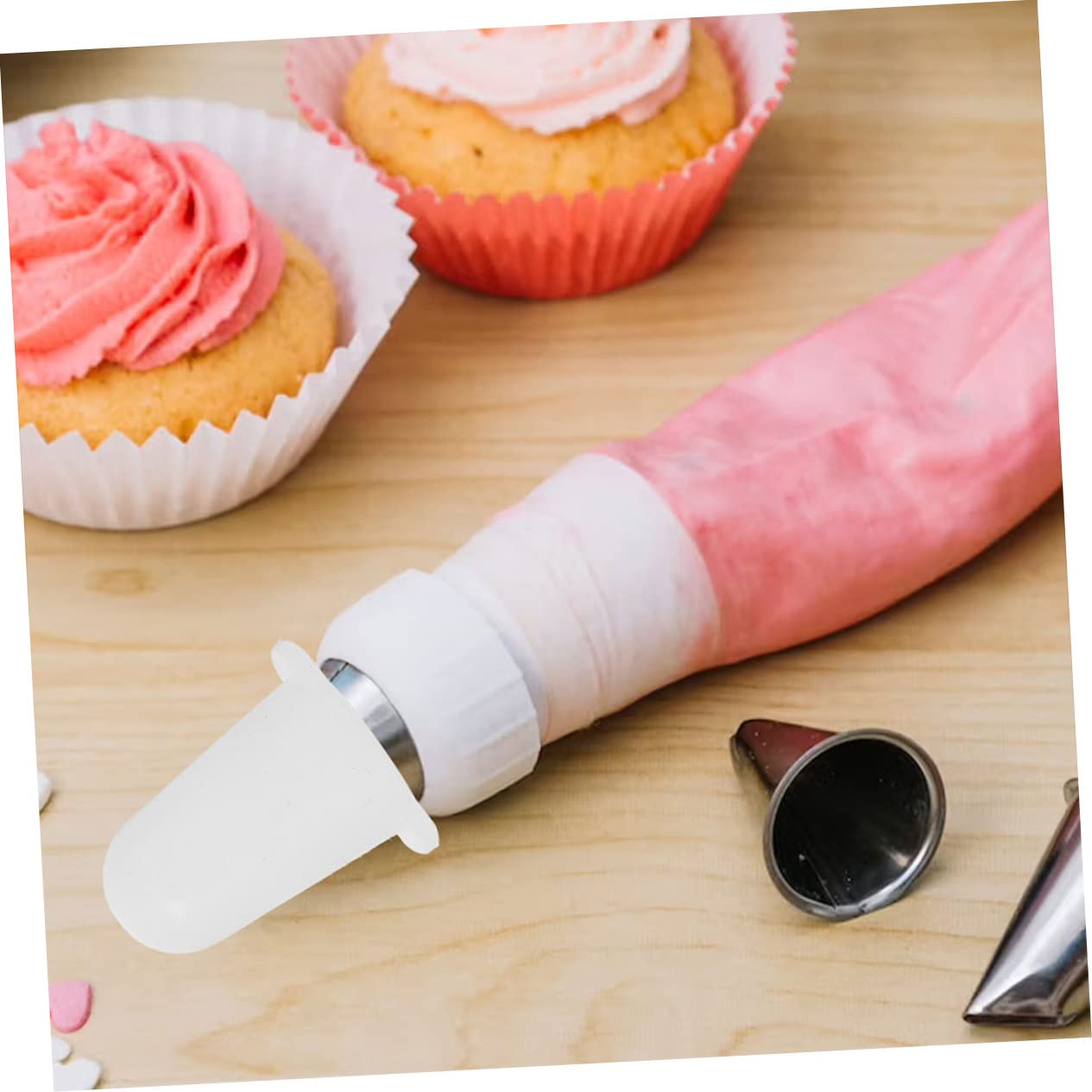 Weiße Silikon Schutzkappen Vielseitig und Langlebig für Spritztüllen 6 Stück Praktische Abdeckungen für Kuchen Dekoration und Backzubehör