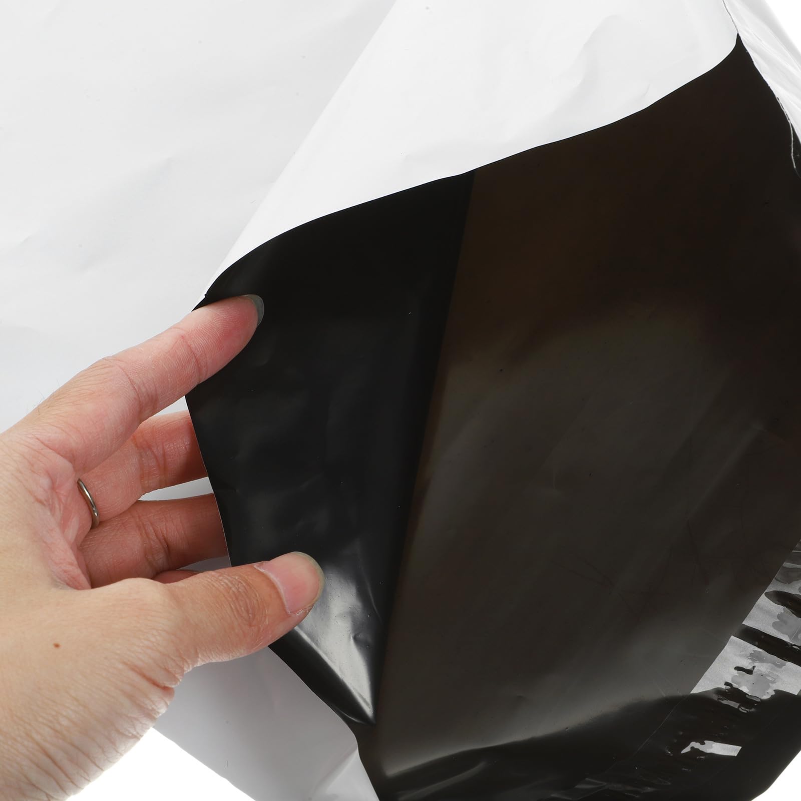 100 Szt. Sztuk Torby Wysyłkowe PE z Wytrzymałym Klejem Odporne Rozdarcia i Pęknięcia Przenośne Koperty Pakowe Do Ubrań Szczelne i Łatwe Użyciu