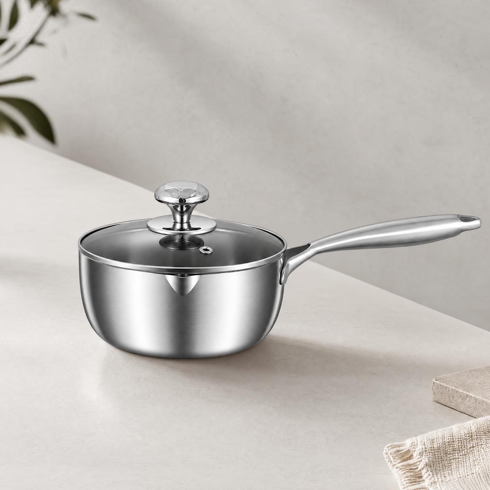 Stieltopf aus Rostfreiem mit Glasdeckel Und Dampföffnung Kochgeschirr mit Eingebautem Ausguss für Kräftige Soßen Kleine für Eintöpfe Und, 16 Cm