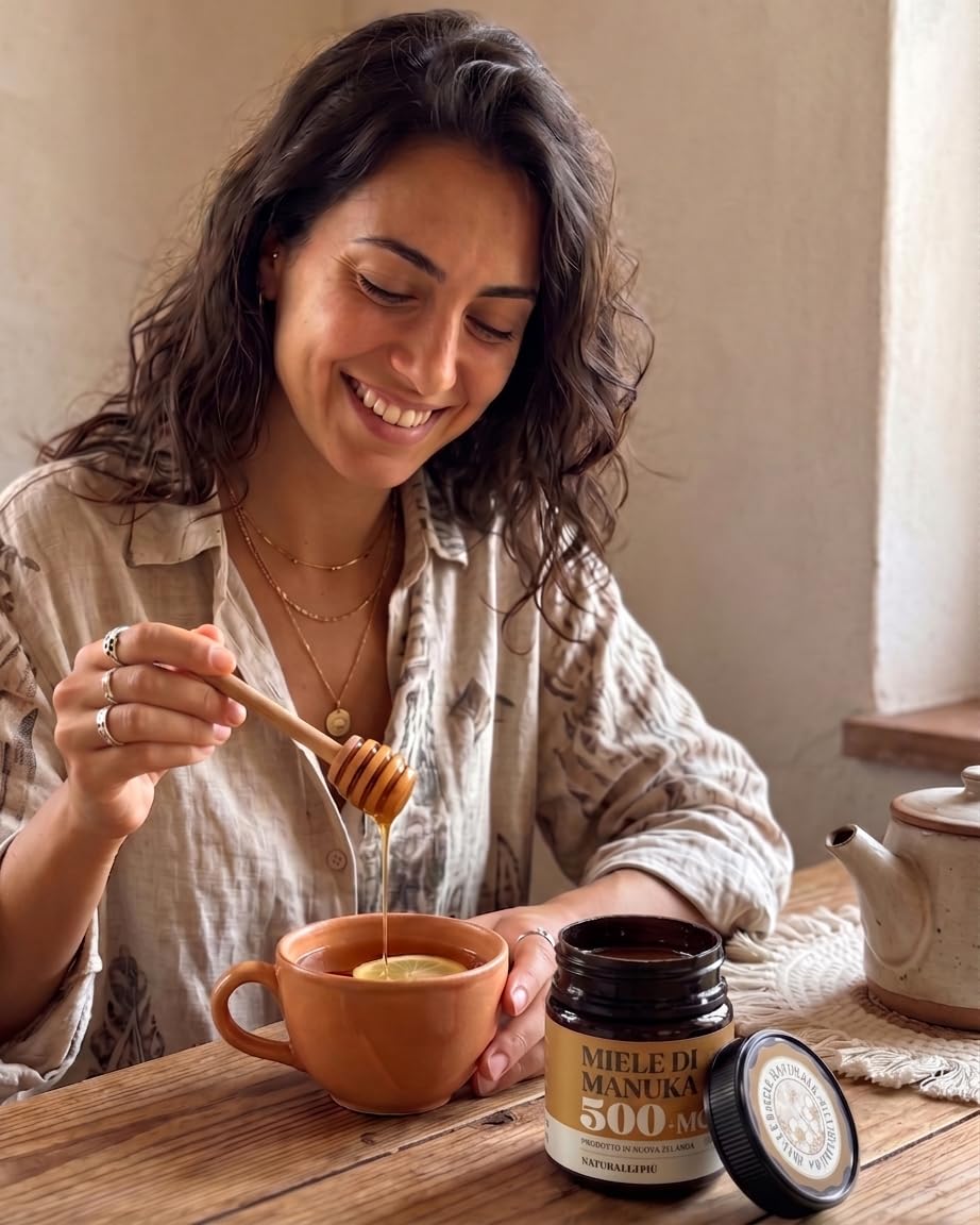 NaturalePiù Miele di Manuka 500+ MGO 500g. Dalla Nuova Zelanda. Certificato in Laboratorio. Miele Balsamico Puro. Mono Floreale, Ideale per la Cura delle Ferite. Tè, Cereali e Prodotti da Forno.