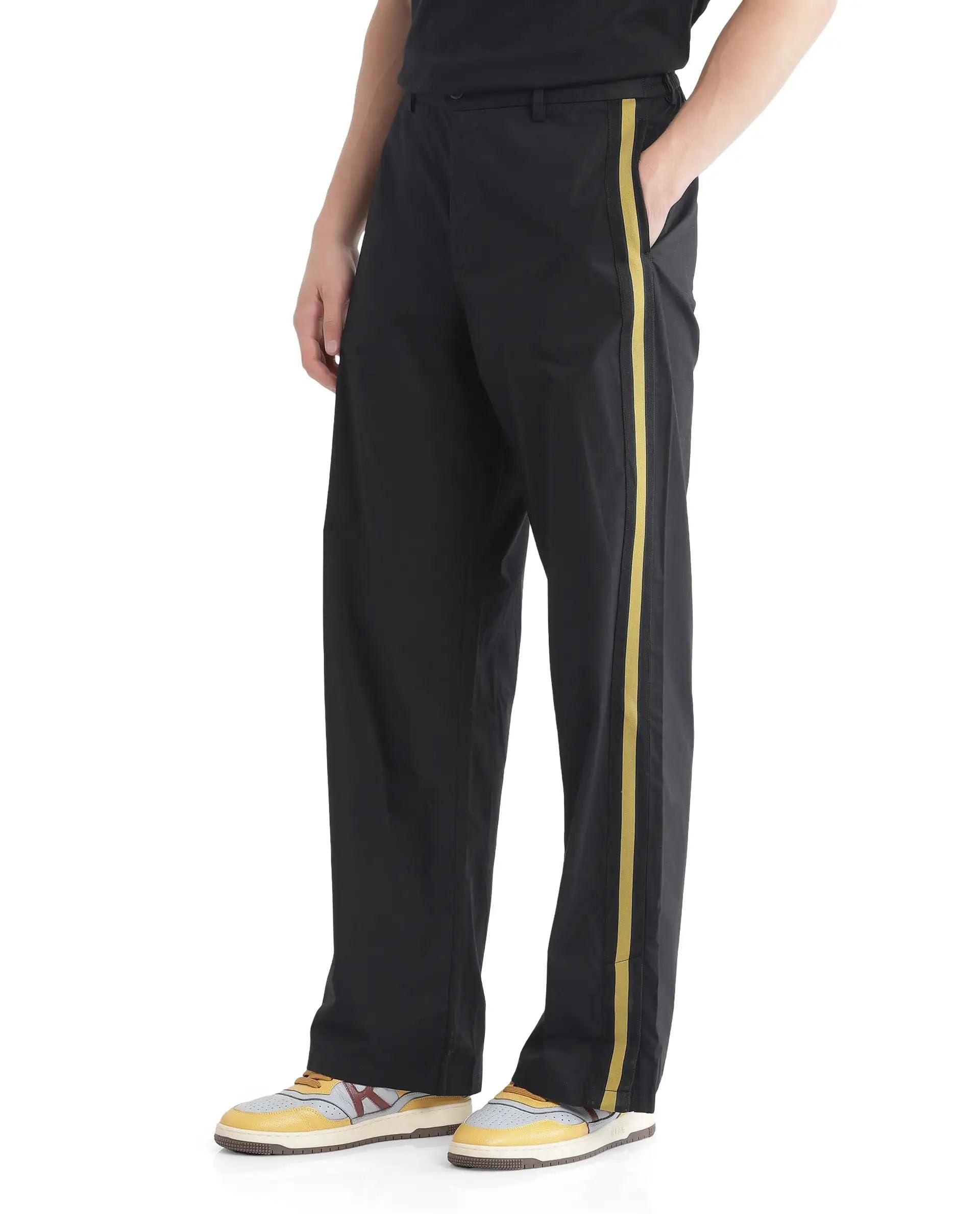 RARE RABBIT Men's Newnon Black Cotton Plain Baggy Fit Track Pant 3