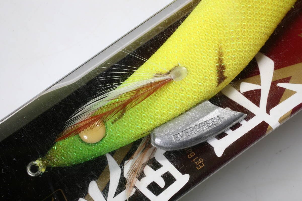 Amazon.co.jp: エバーグリーン エギ番長 3.5号 XS チャート バナナ