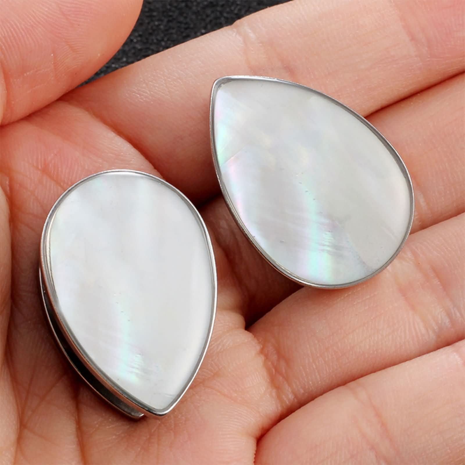 Daesar Ohr Tunnel Piercing Edelstahl, Plugs 6-25MM Silber Tropfen mit Weiß Muschel Tunnel Ohrringe Ohr Expander Set