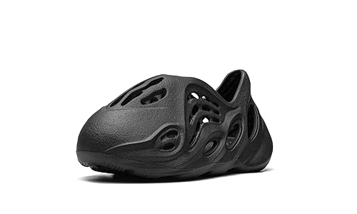 靴 ADIDAS YZY FOAM RNR Amazon.com | adidas Toddler YZY Foam RNR Kids HP5347 - Size