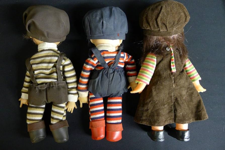 Amazon.co.jp: 人形まとめ5体 SHIBA シバ製作所 香港製 ソフビ