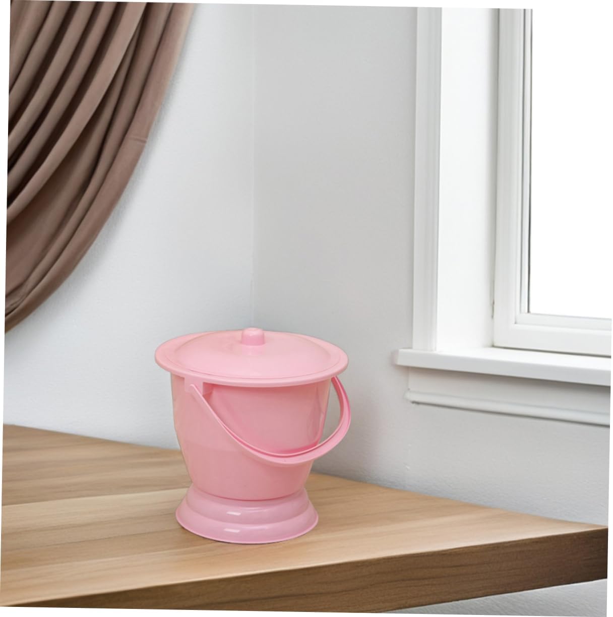 Ciieeo Portable Boys and Girls Urinal Travel Potty for Toddlers Car Camping Toilets Bedside Urinal Pot Sturdy Plastic Chamber Pot Handle