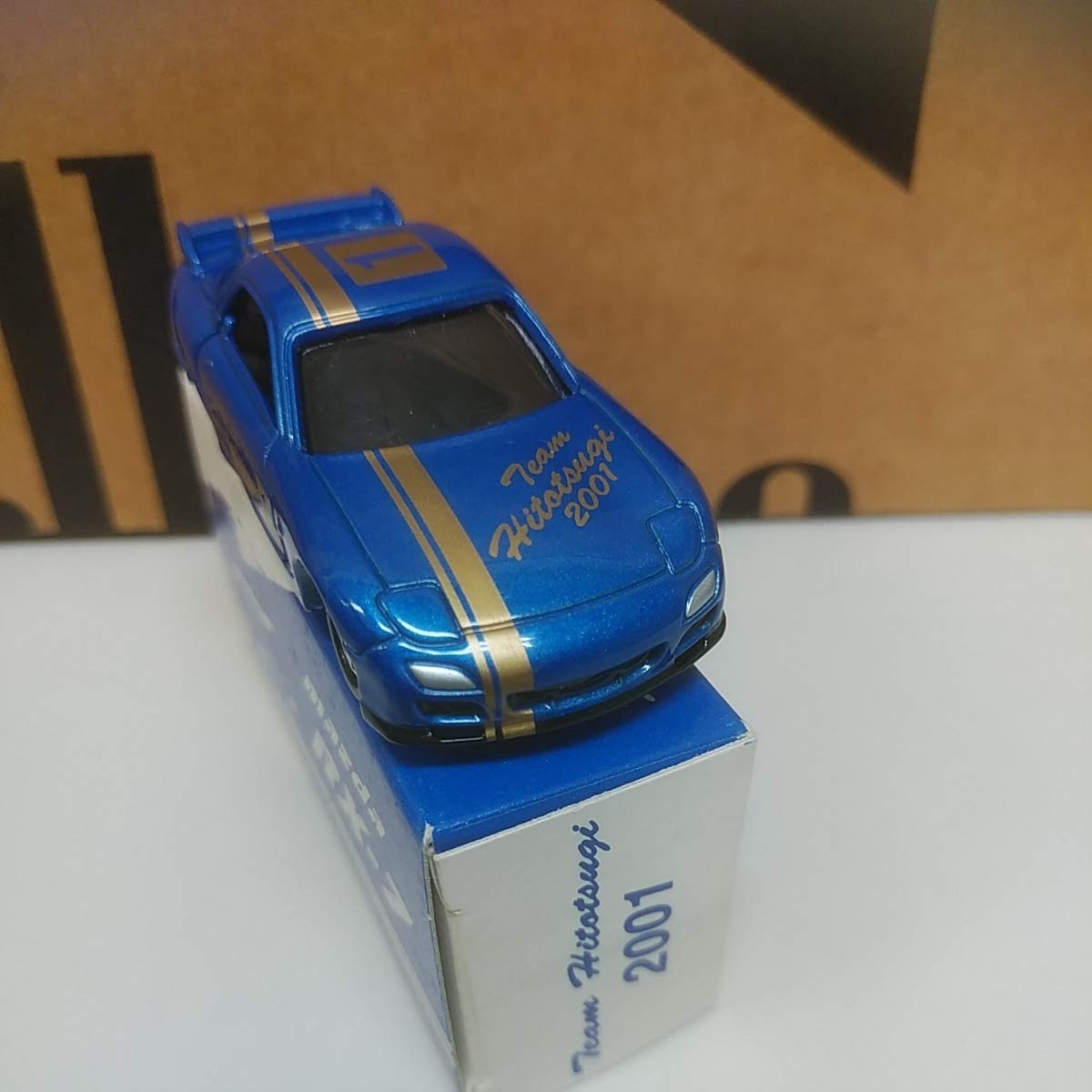d*2様 Team Hitotsugi 2001 マツダ RX-7 金＆銀2台セ Amazon.co.jp: マツダ RX-7 Team Hitotsugi 2001 SPECIAL VERSION