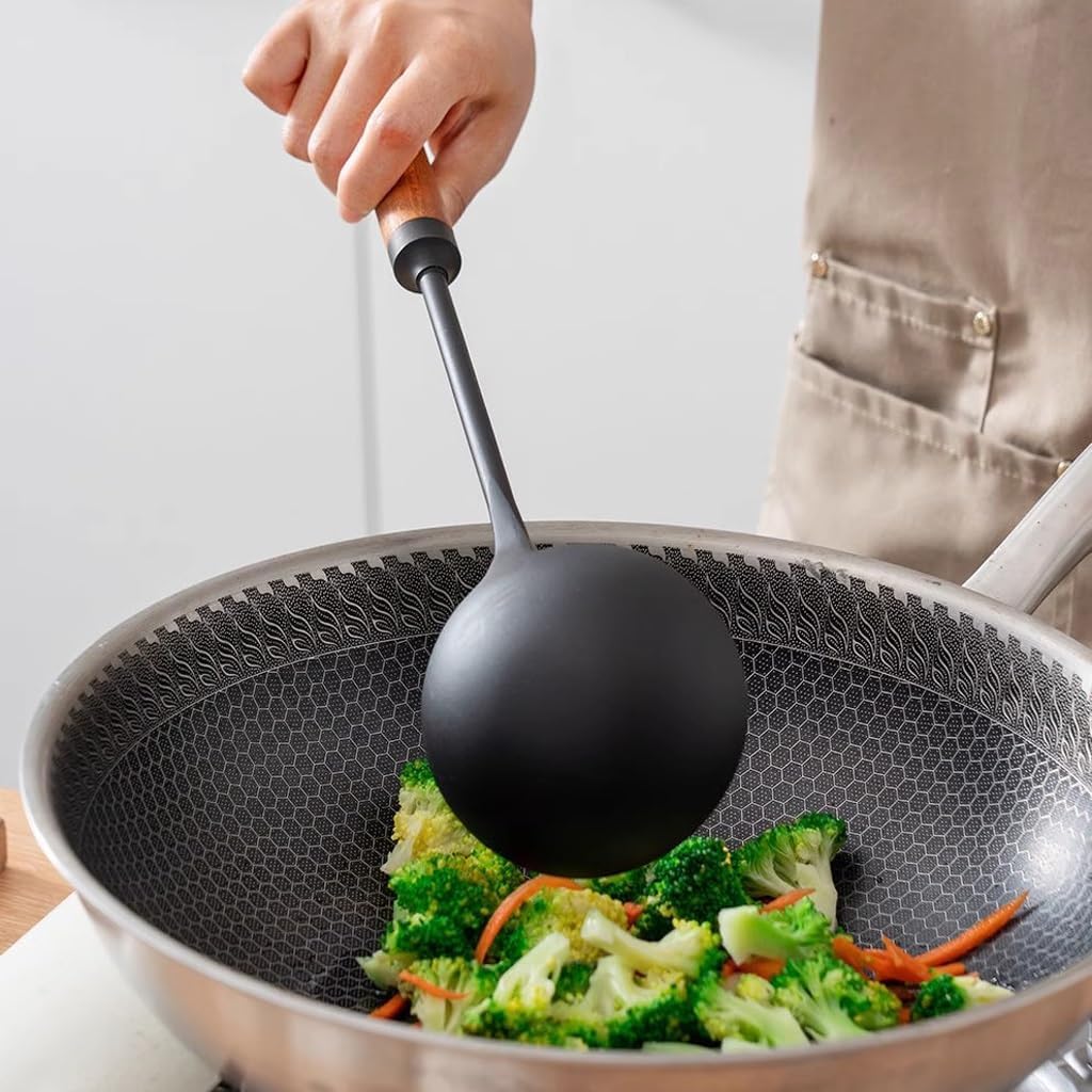 Anti-scalding handle kitchen utensils set household cooking