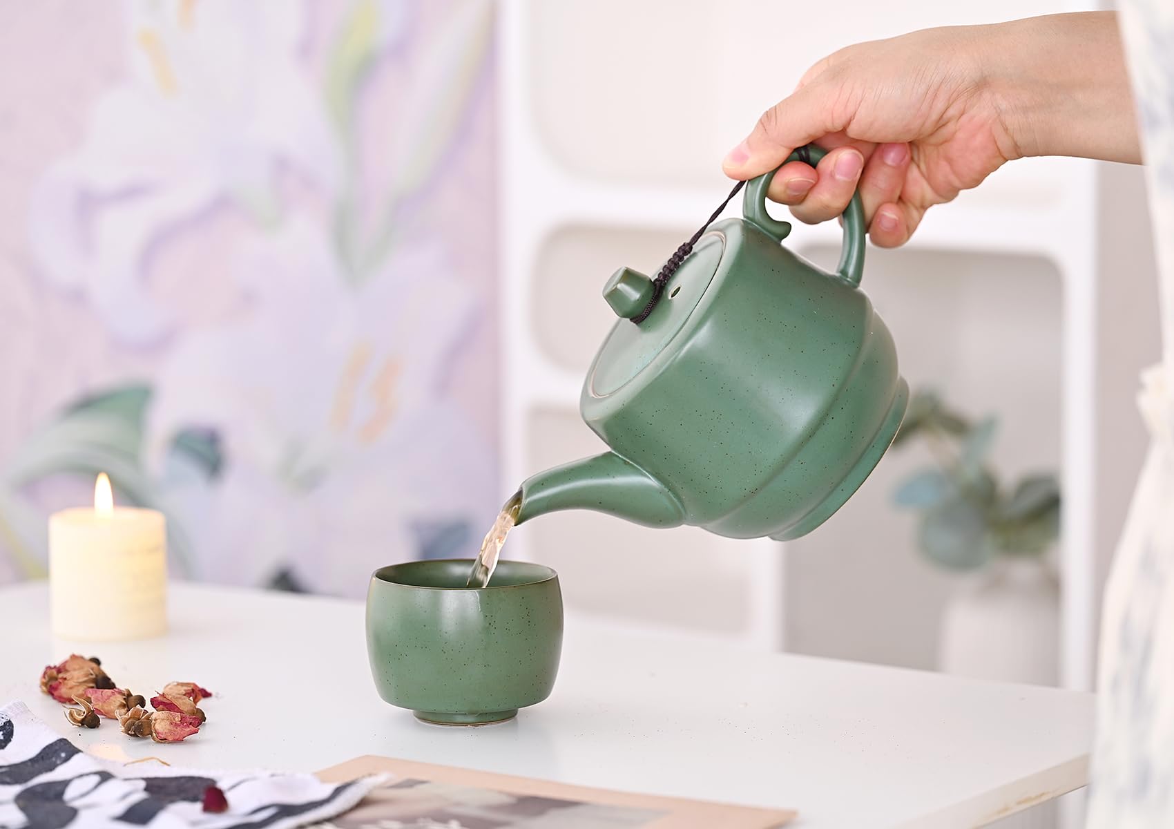 Théière en Céramique de Style Rural avec Infuseur en Acier Inoxydable 450 ml - Théière en Porcelaine pour Thé en Fleurs et Thé en Vrac (Vert)