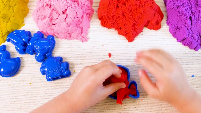 Little Chubby One 8 Color Kids Play Sand Set on Amazon Live