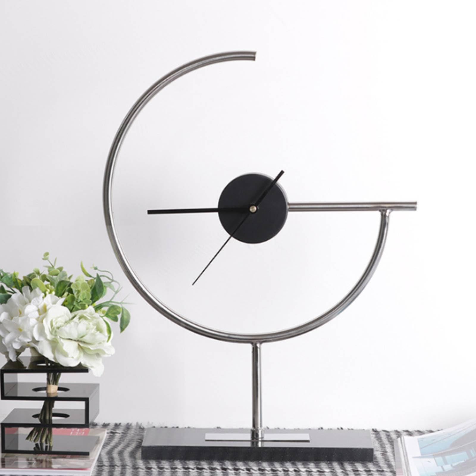 Qianly Tischuhr mit Metallsockel geometrisch Tischuhr mit Metallrahmen freistehend Standuhr für Wohnzimmer