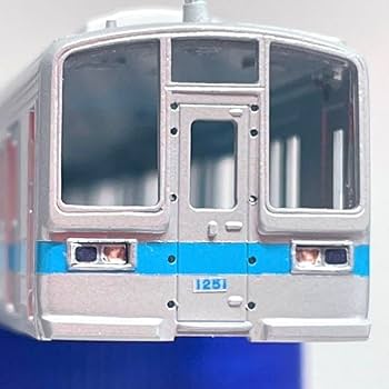 【大型ジオラマ】Nゲージ鉄道模型 ライトアップ機能付き ケース入り 鉄道模型 ジオラマ 展示台 Nゲージ用 架線柱ヤード灯付 電車区