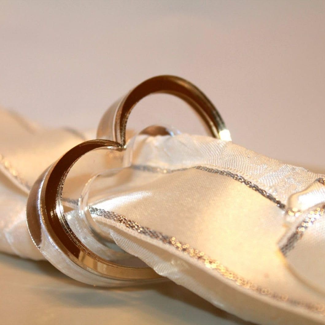 Heart Napkin Ring Holders, Valentine's Day Table Decorations, Laser Cut Acrylic Heart Shape, Wedding Napkin Rings, Dinner Party Decor, Bridal Shower, Birthday Parties, Wedding Table, Mother's Day Gift